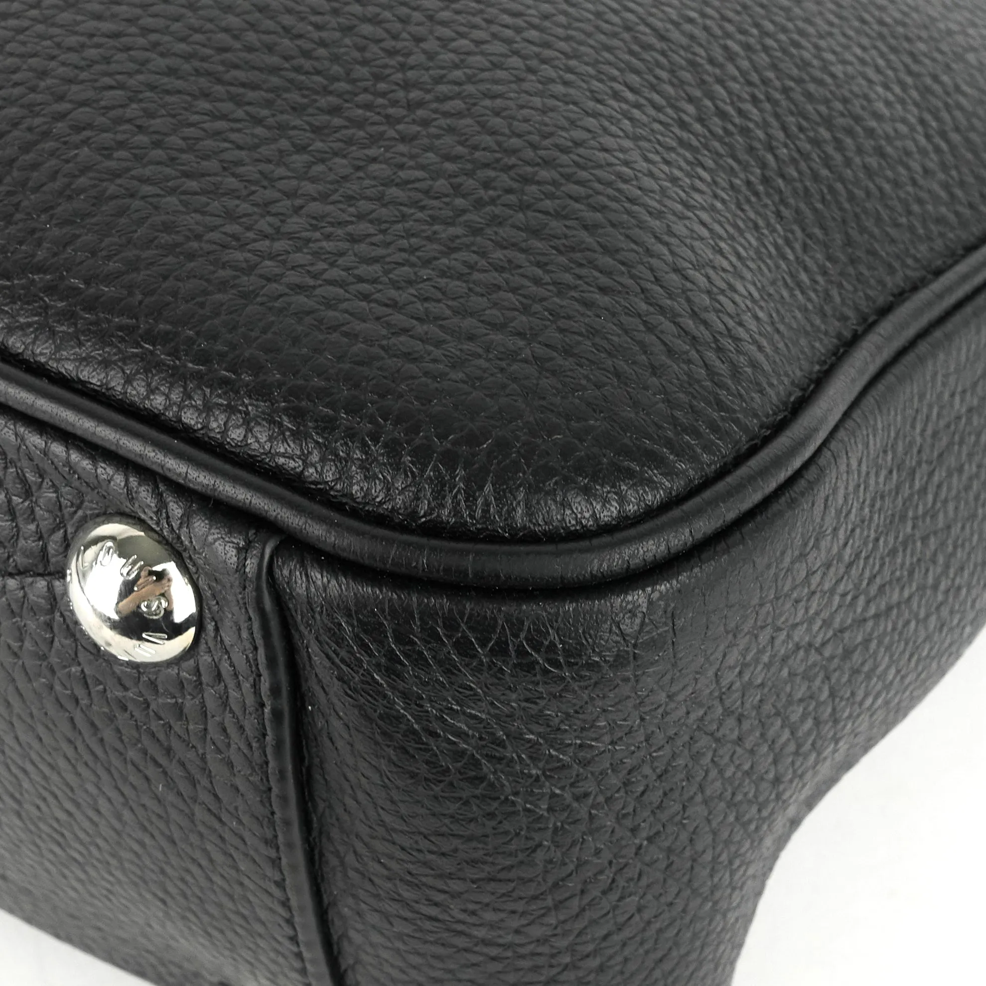 Armand Taurillon Leather Messenger Bag