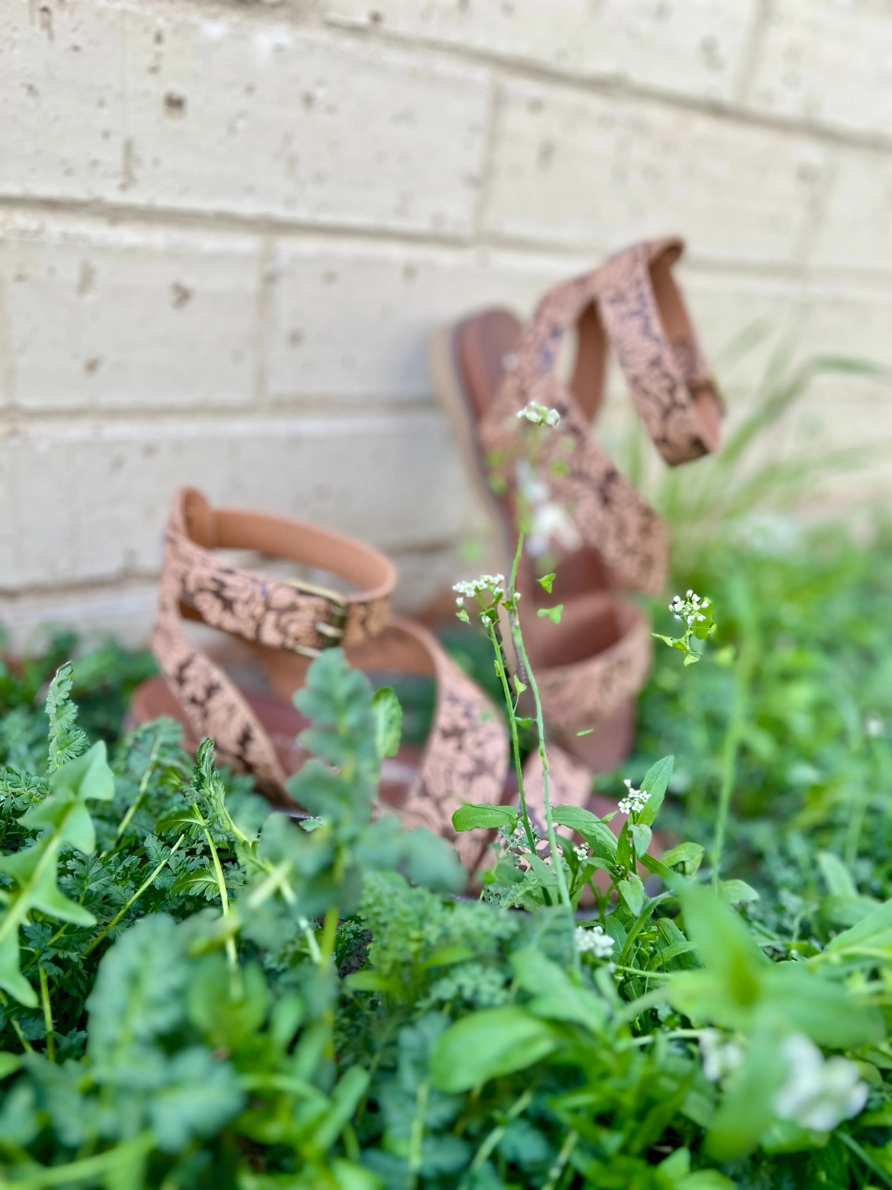 Champagne Beach Sandals*