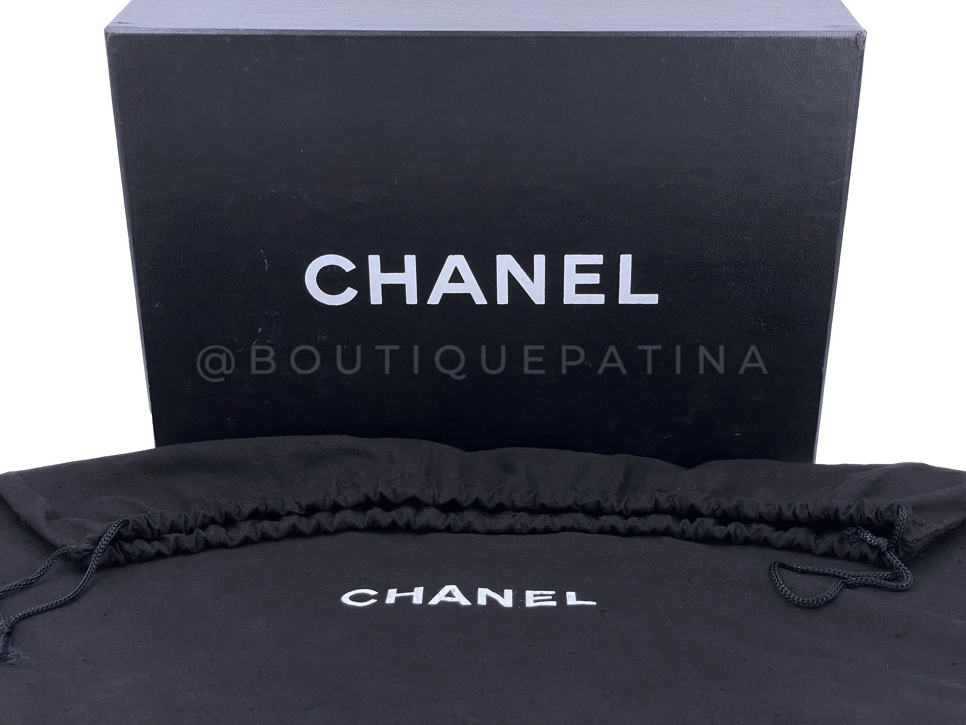 Chanel 1998 Vintage Dark Blue Caviar Medium Classic Double Flap Bag 24k GHW