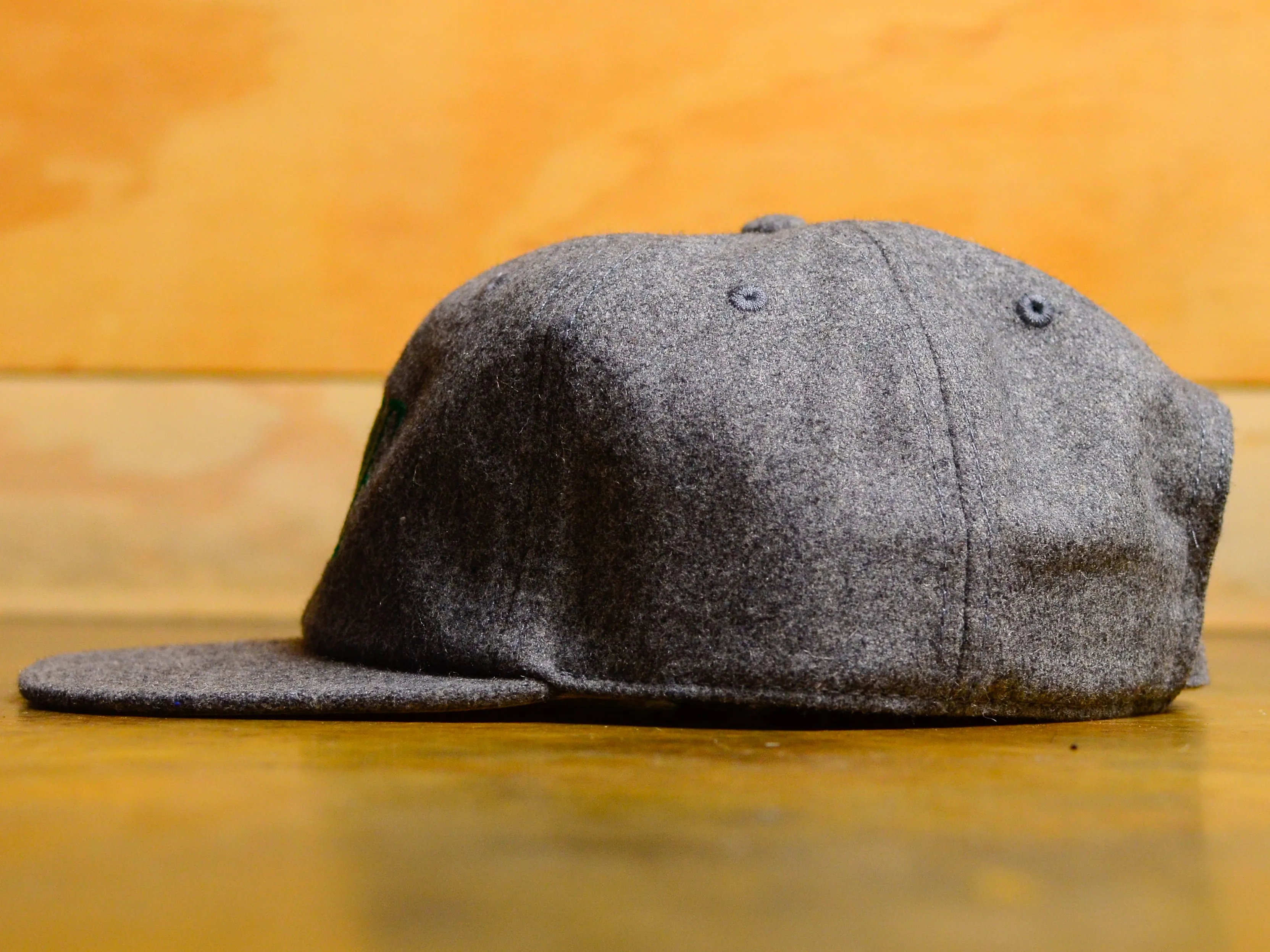 Crew Embroid Wool Cap - Grey