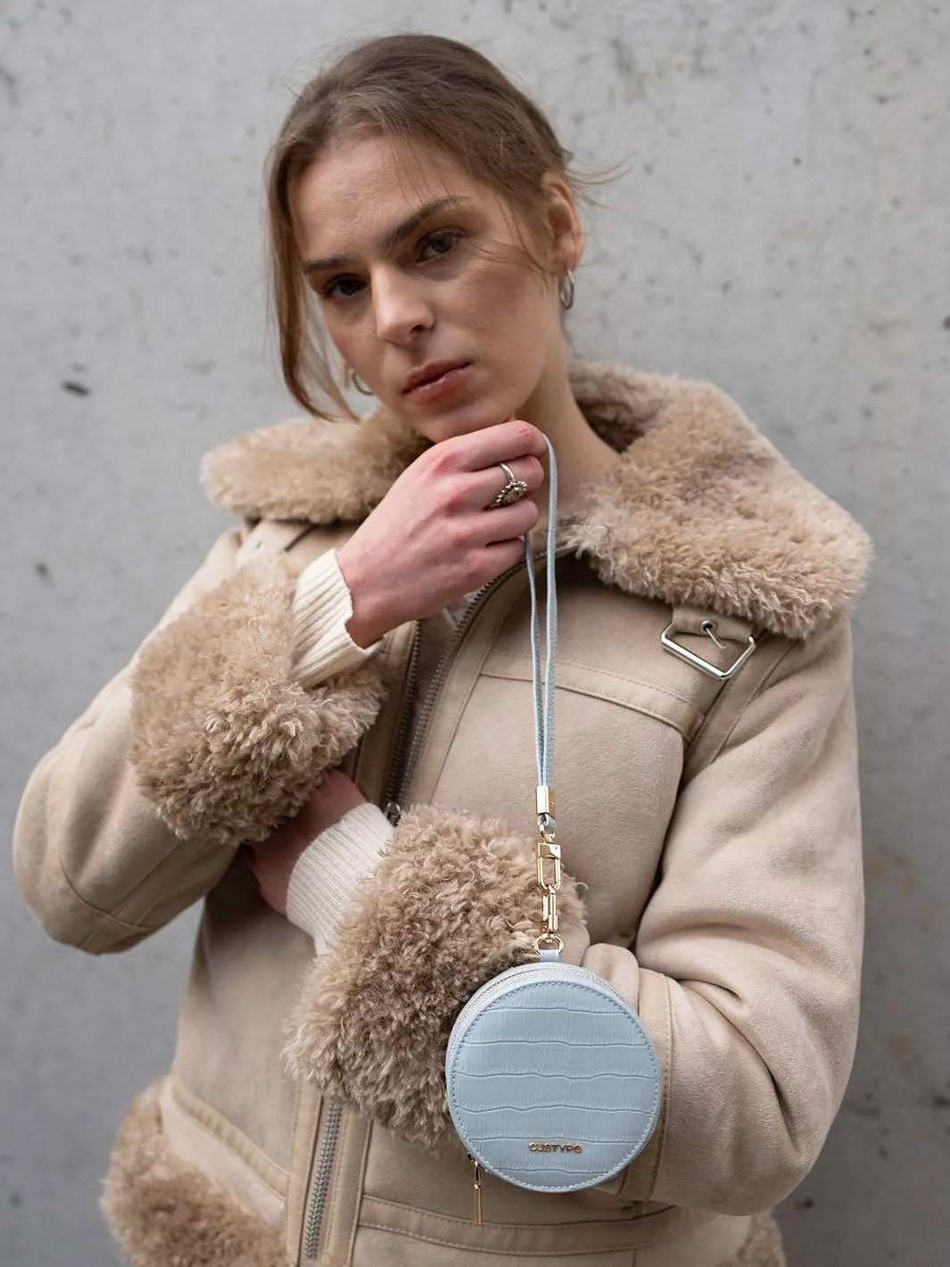 Crocodile Round Pouch