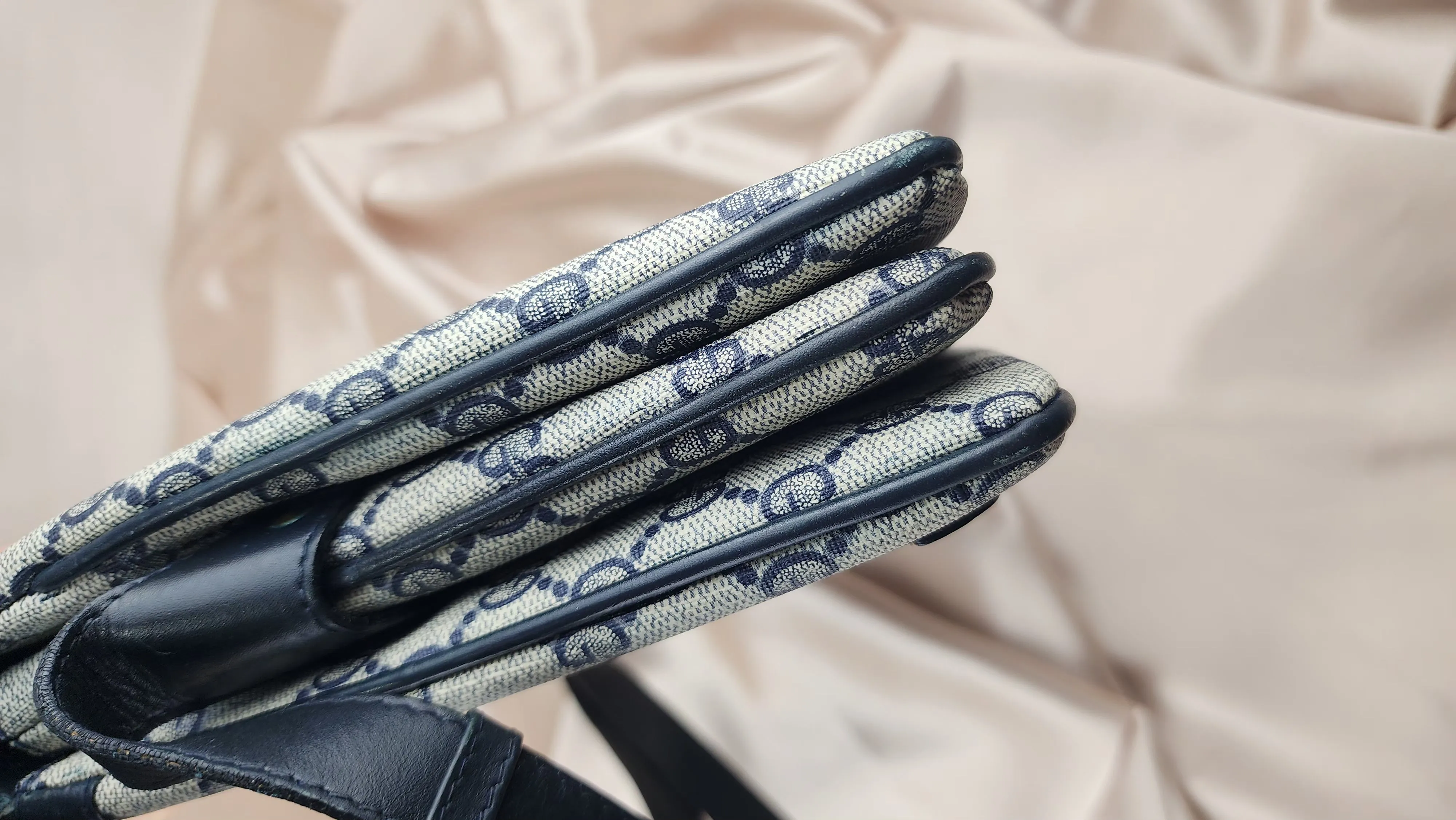Gucci Vintage Navy Blue Shoulder Bag