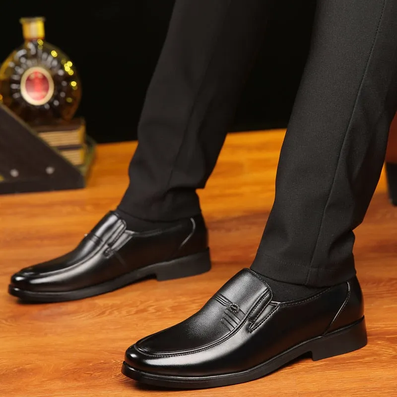 Men's PU Round Toe Slip-On Closure Luxury Formal Flat Shoes