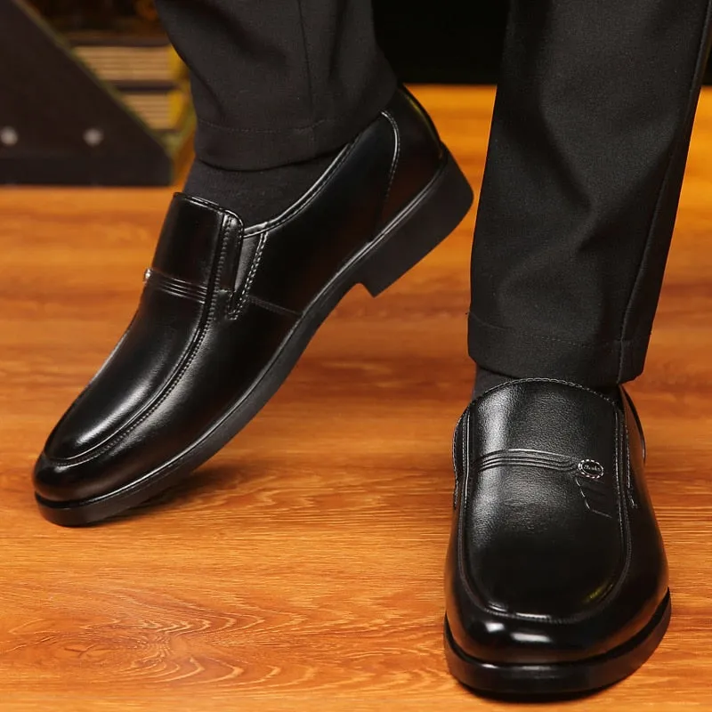 Men's PU Round Toe Slip-On Closure Luxury Formal Flat Shoes