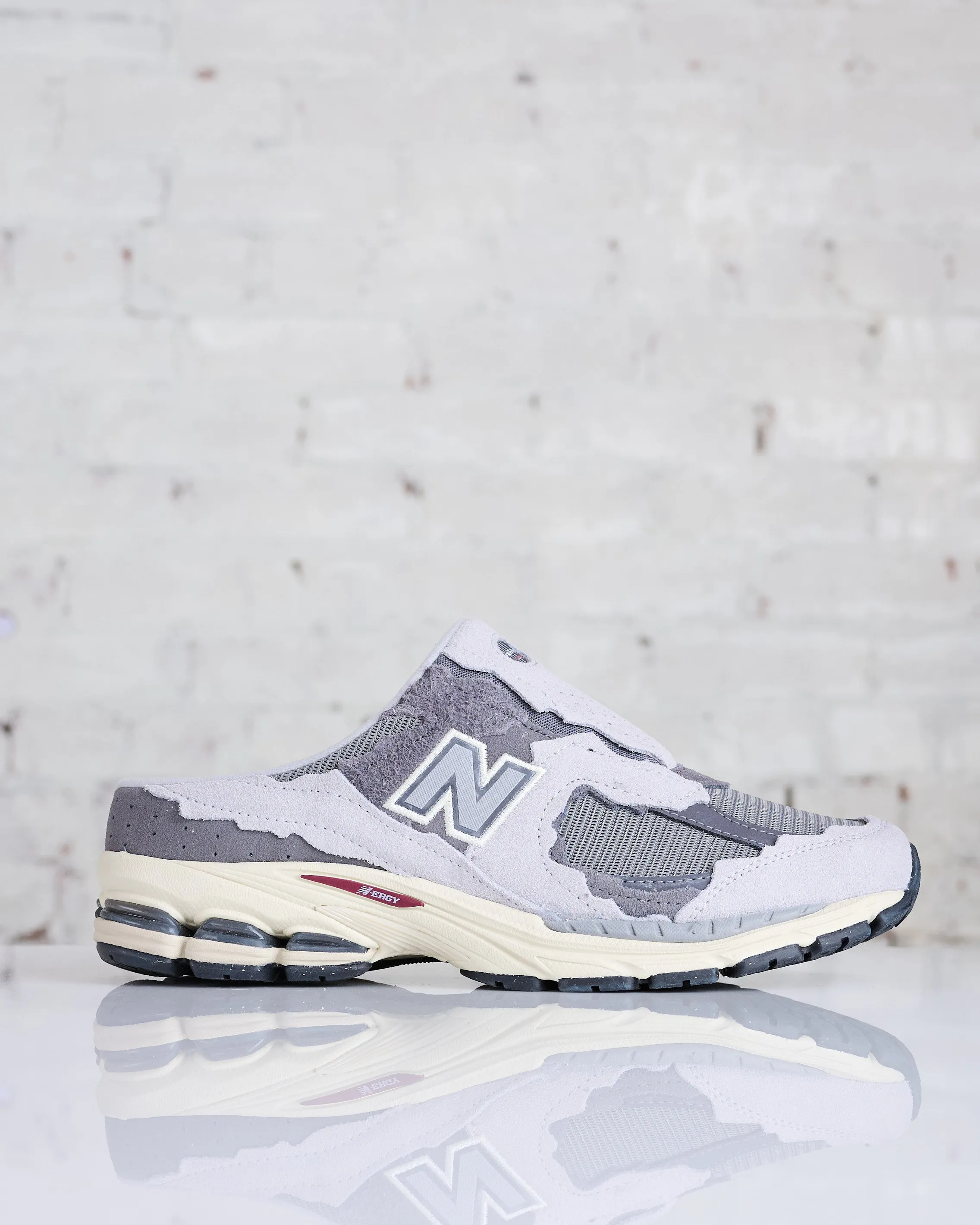New Balance Men's M2002NA Rain Cloud